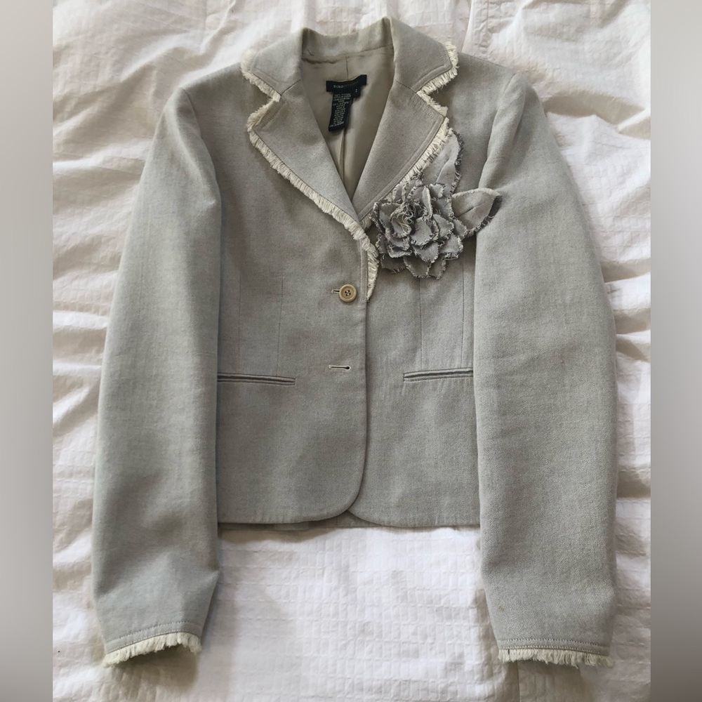 Vintage BCBG Cotton/Linen Blazer w/flower pin